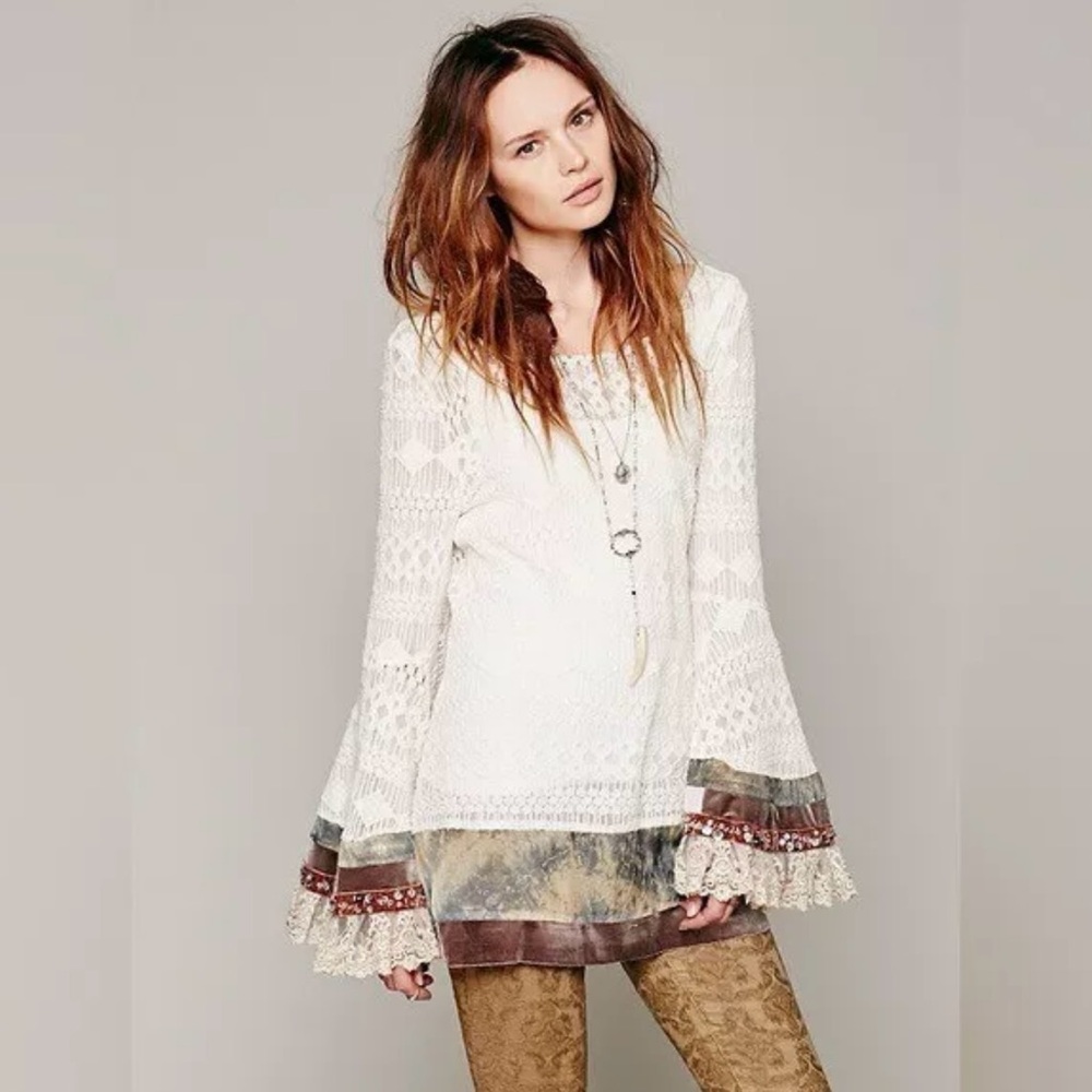 Free People X Gypsy Junkies Embellished Lace Bell Sleeve -HARD TO FIND